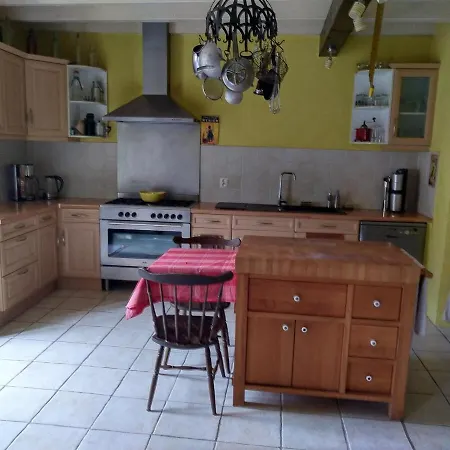 Maison De Famille Feriehus Saint-Jean-de-Sauves