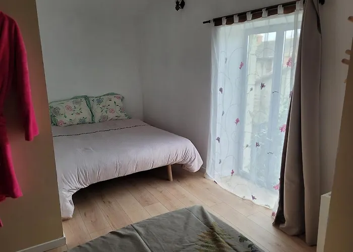 Maison De Famille * Saint-Jean-de-Sauves