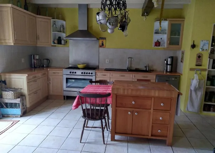 Maison De Famille 펜션 Saint-Jean-de-Sauves